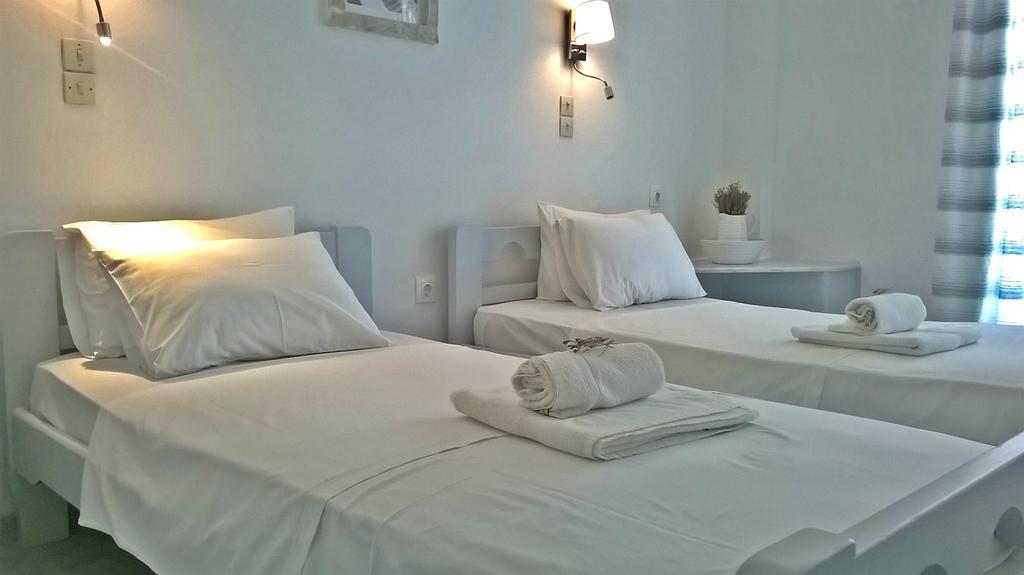 Hotel Faros Chora d'Ios Extérieur photo