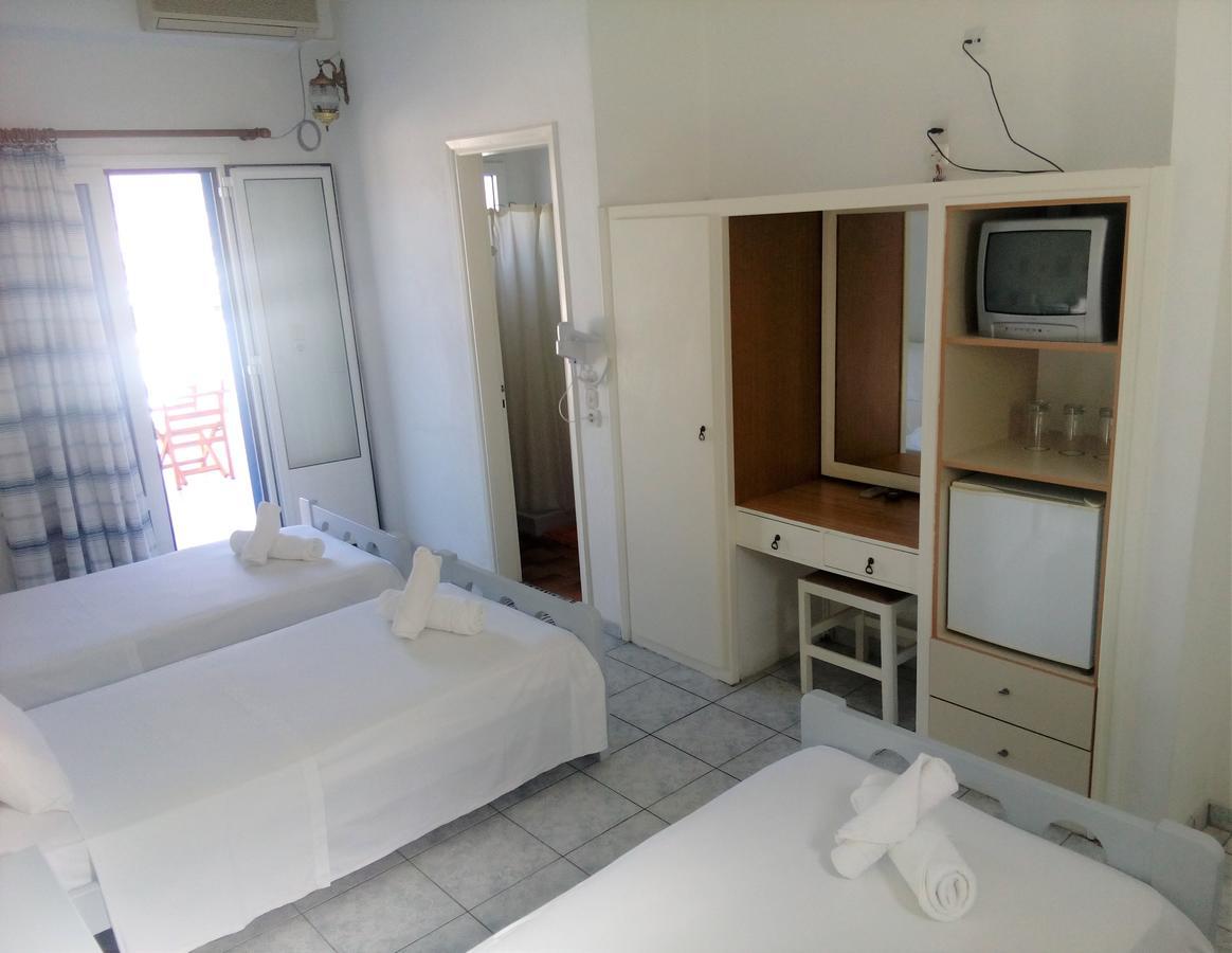 Hotel Faros Chora d'Ios Extérieur photo