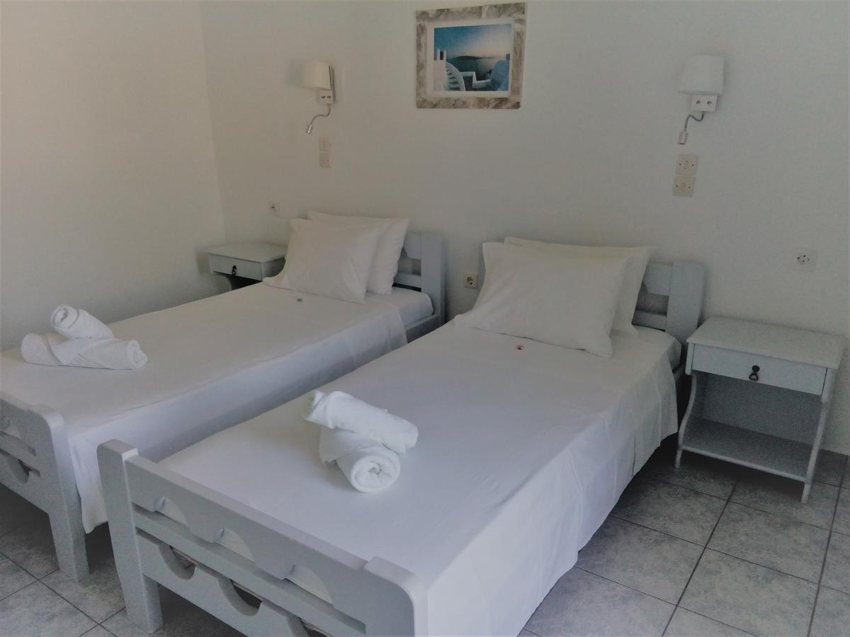 Hotel Faros Chora d'Ios Extérieur photo